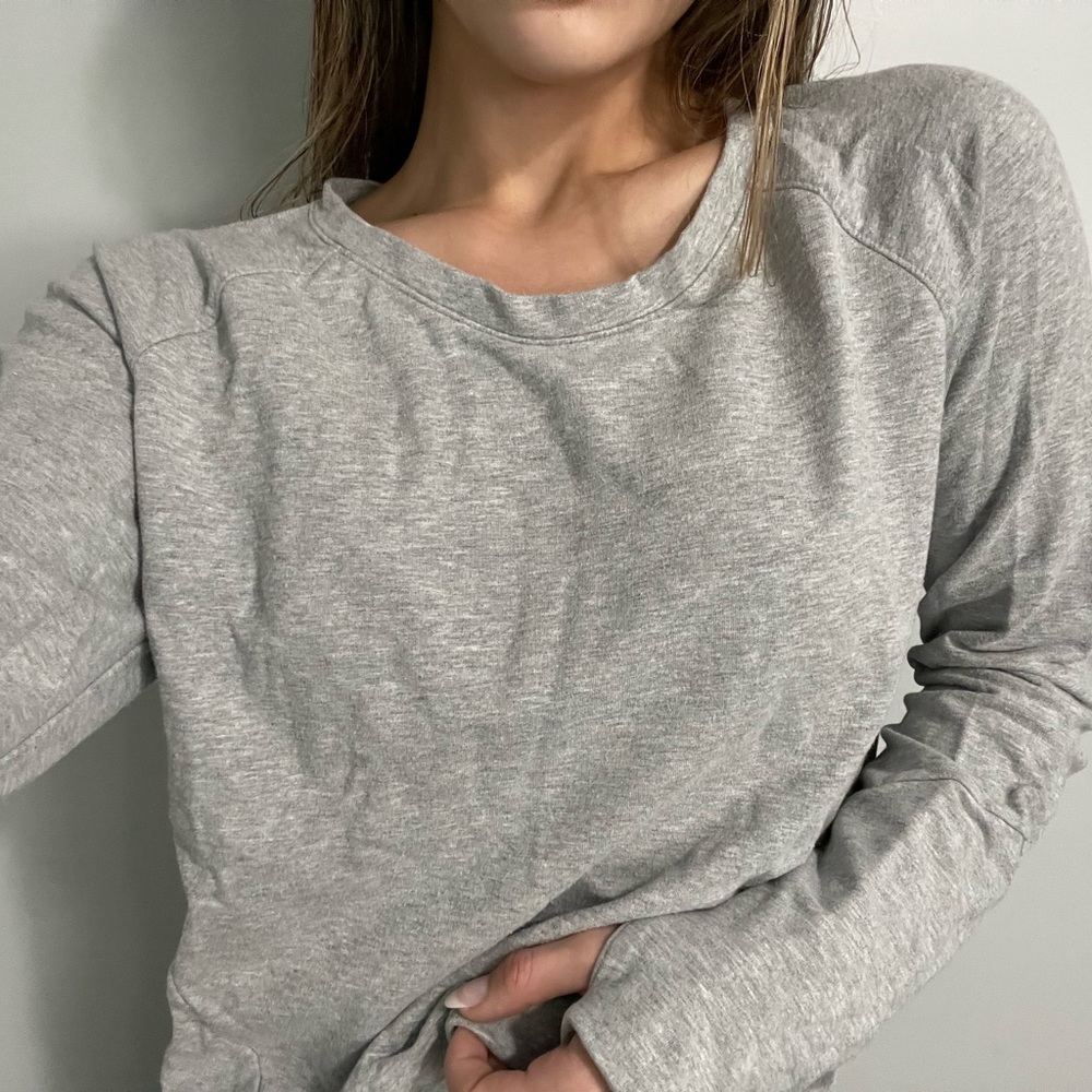 Athleta long sleeve sweater